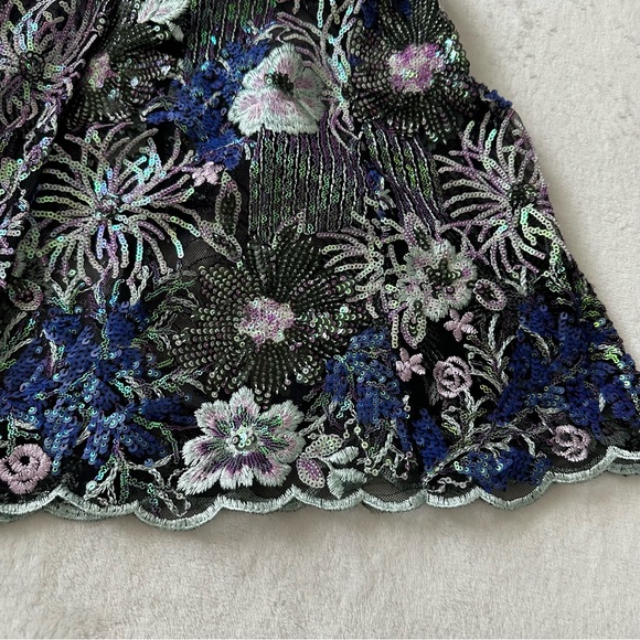 ELLIATT Floral Iridescent Sequin Mesh Midi Dress Medium - Picture 6 of 16